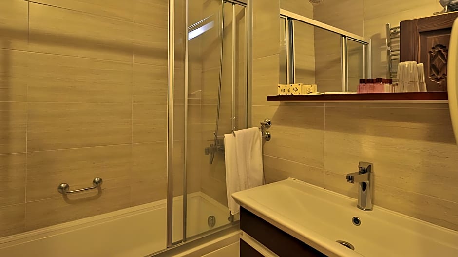 Burcu Cave Hotel