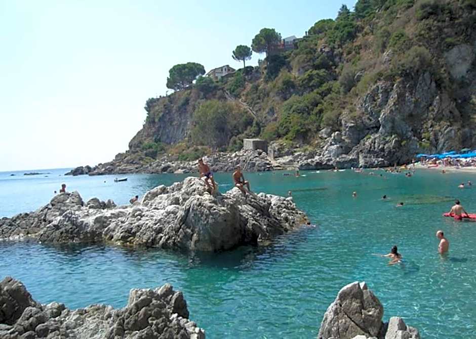 Girasole Guest House