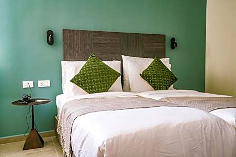 Double or Twin Room with Sea View