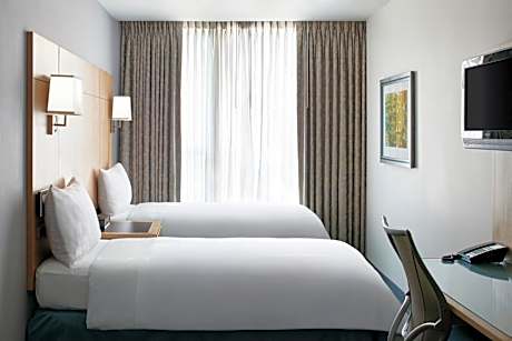 Family Room with One Queen and Two Twin Beds
