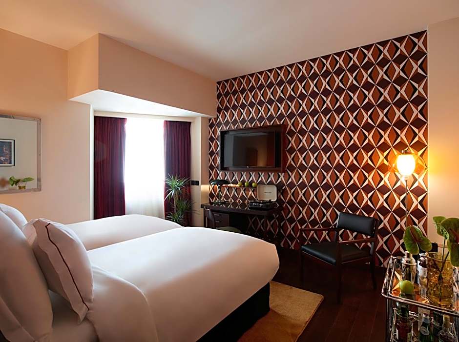 Brown Acropol a member of Brown Hotels