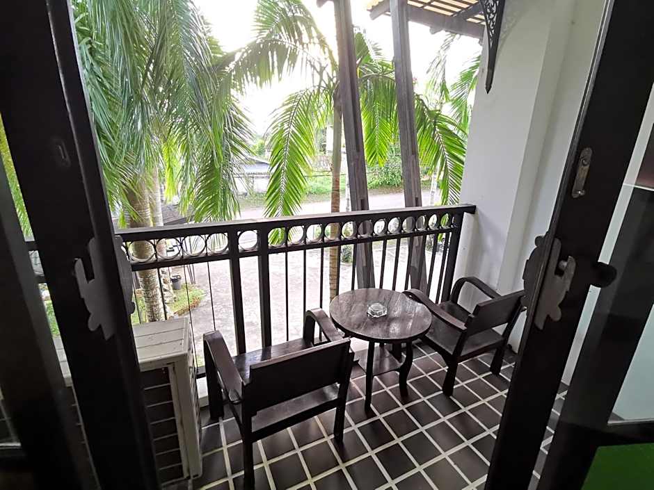 Dee Andaman Hotel