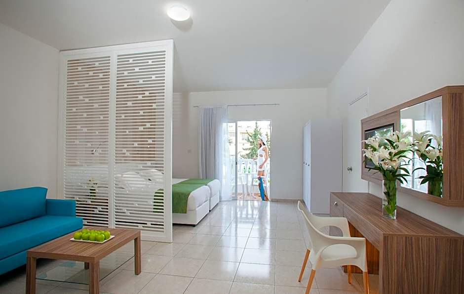 Princessa Vera Hotel Apartments