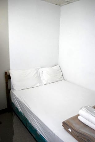 Standard Double Room with Shared Bathroom