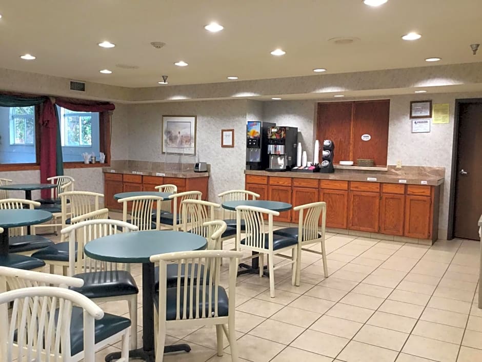 Americas Best Value Inn and Suites Saint Charles