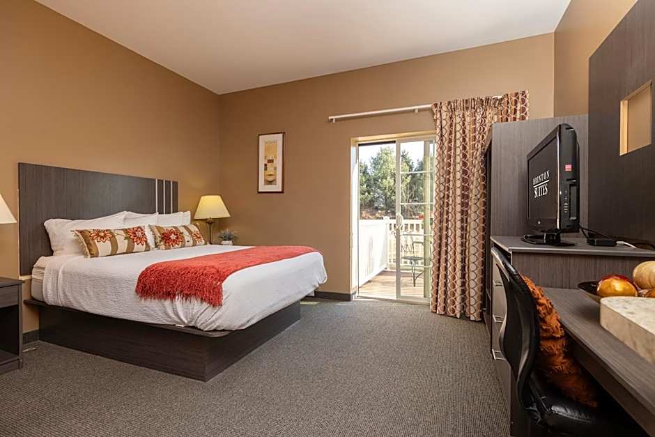 Brinton Suites