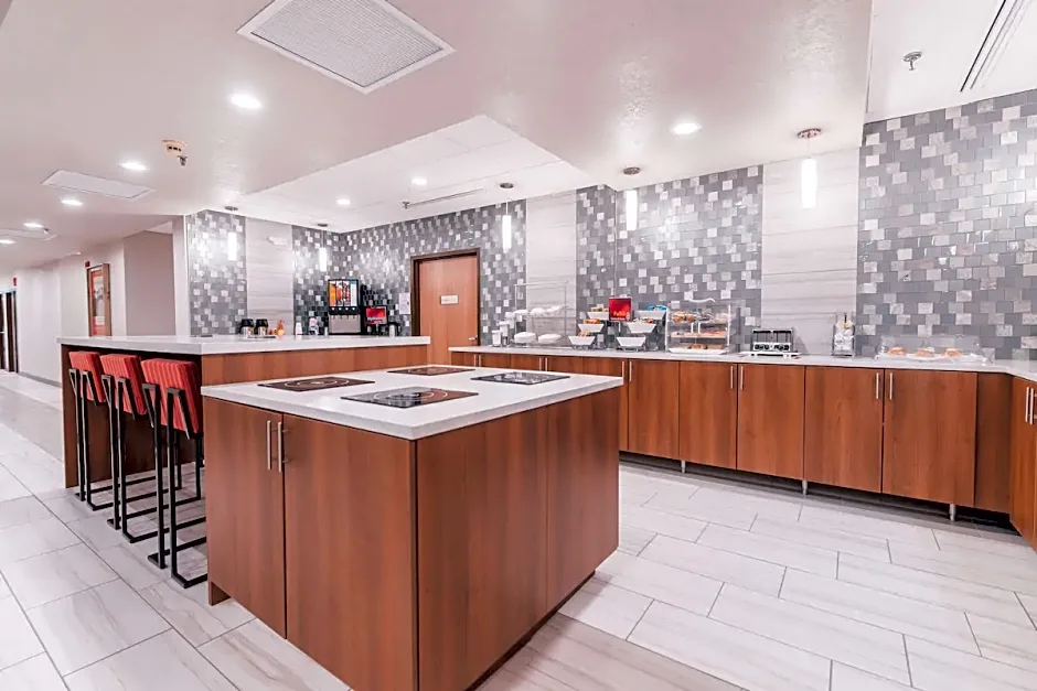 Best Western Plus Executive Residency Waterloo & Cedar Falls