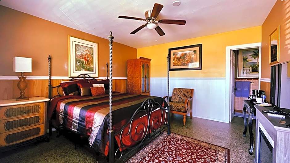 Shamrock Cove Inn