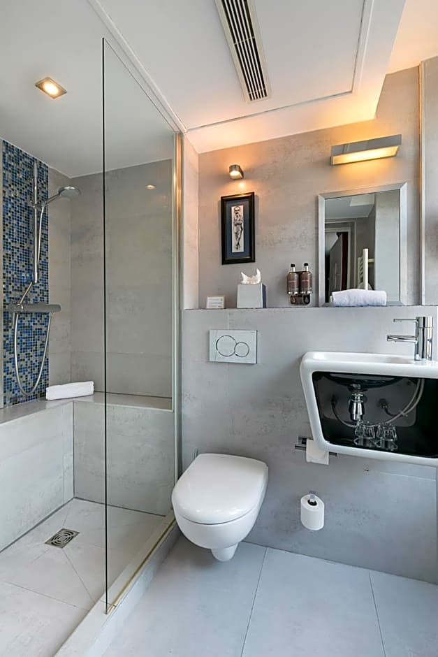 R. Kipling by Happyculture