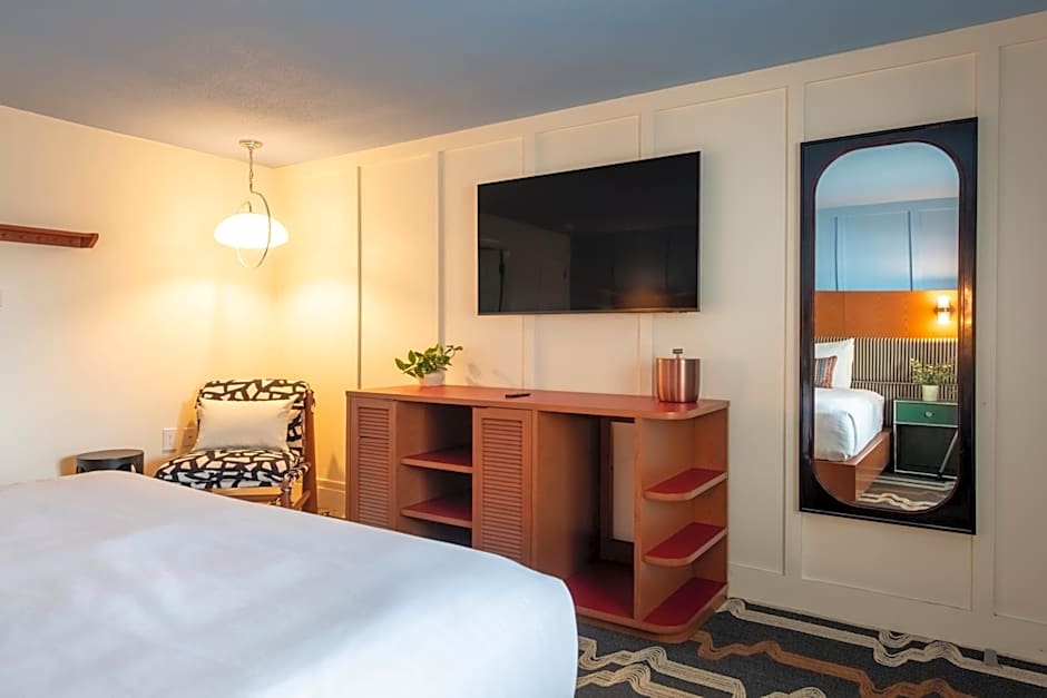 Ogunquit Hotel and Suites