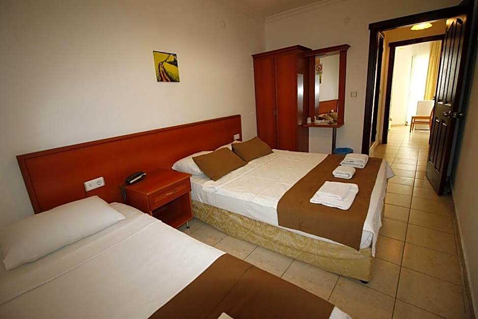 Bonapart Hotel