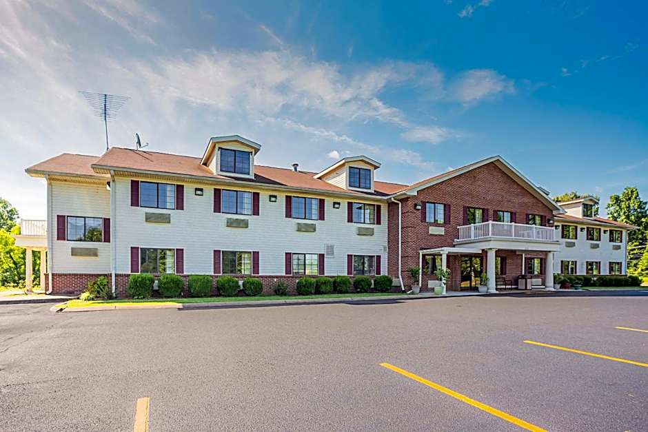 Econo Lodge Inn & Suites Ripley