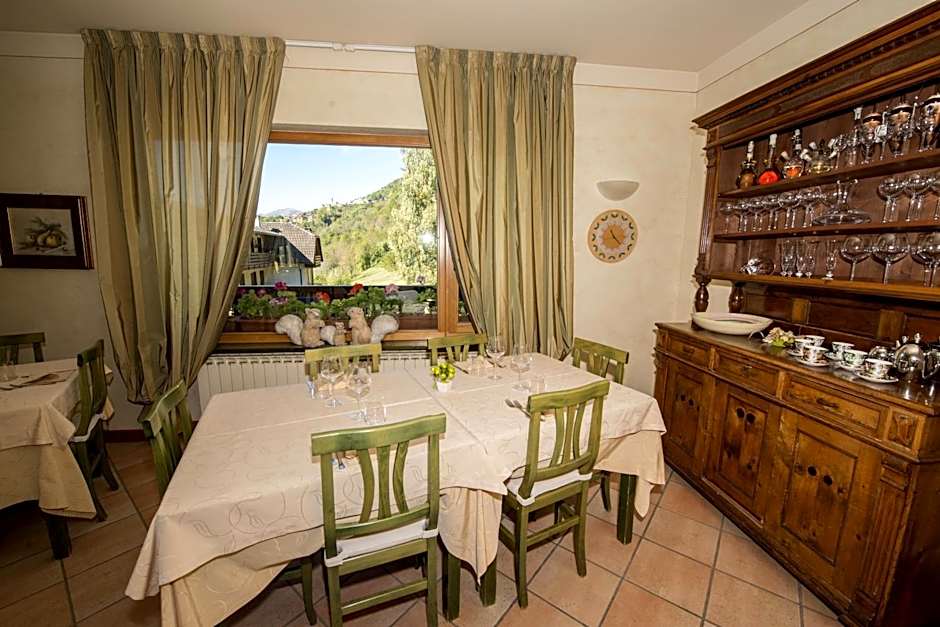 Hotel Veduta dell'Adamello