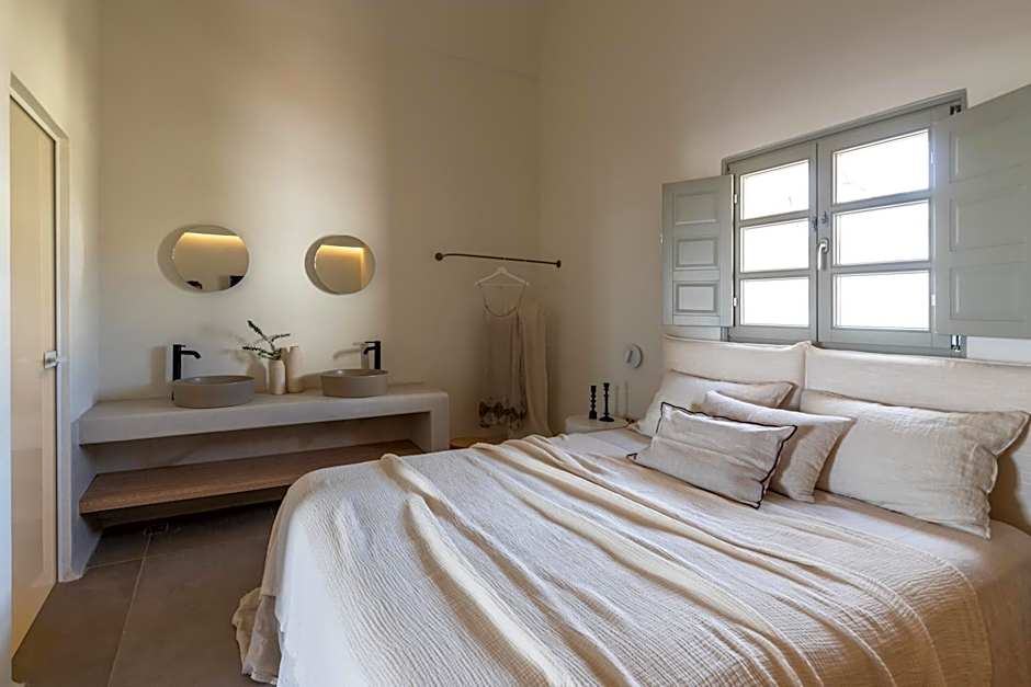 Frescoes Luxury Suites By KB Hospitality
