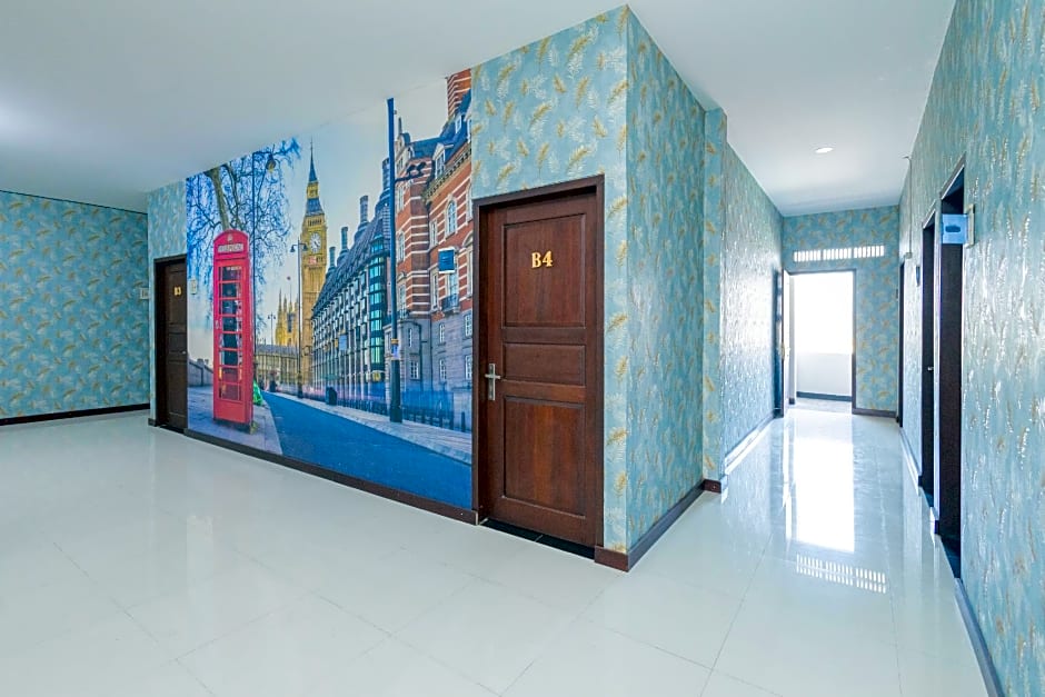 RedDoorz near Universitas Wijaya Kusuma Surabaya 2