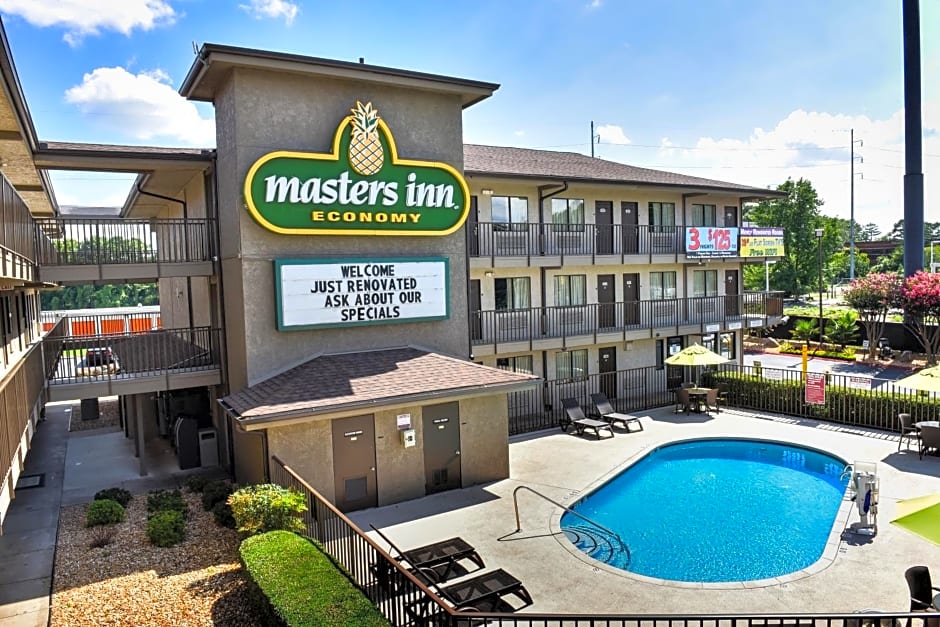 Masters Inn Tucker