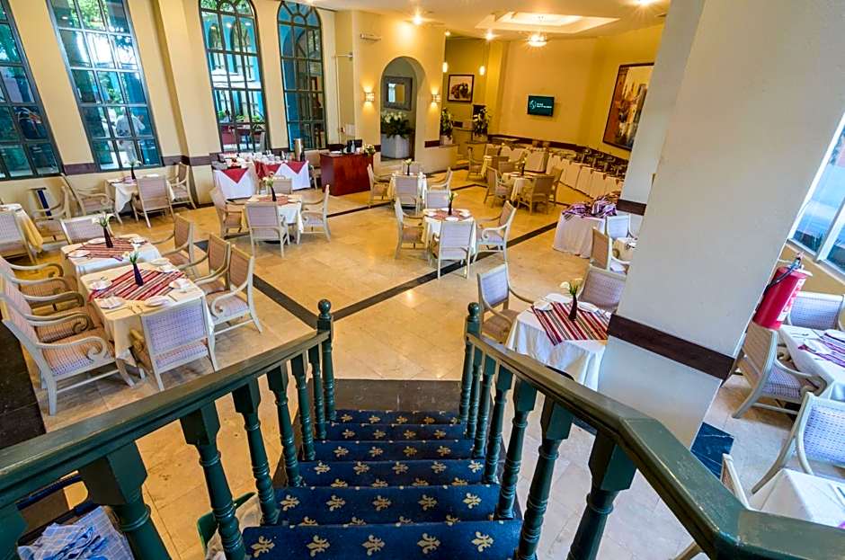 Hotel San Francisco Leon