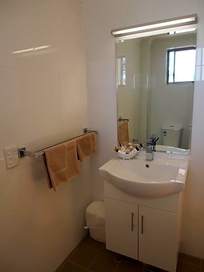 Cobar Town & Country Motor Inn