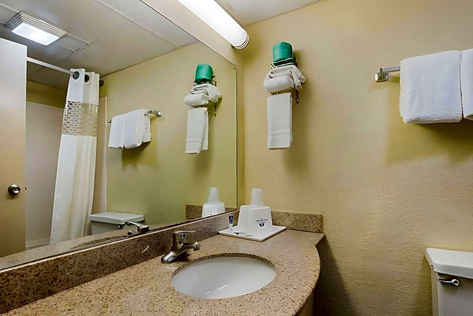Americas Best Value Inn Tulsa at I-44