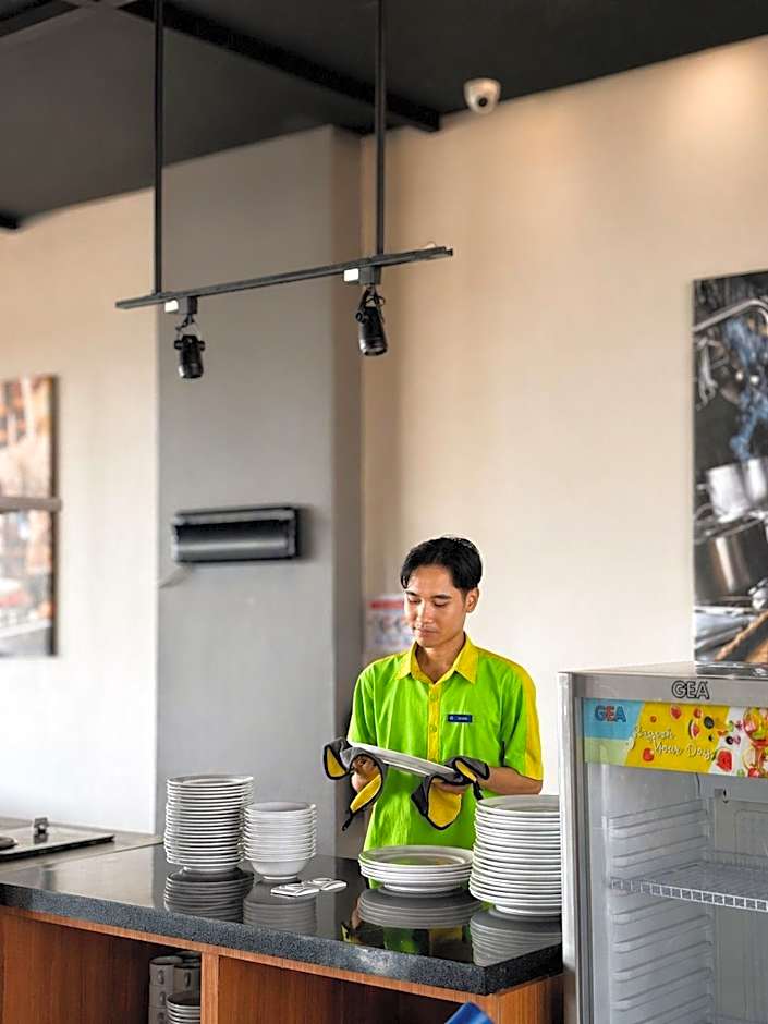 PrimeBiz Hotel Tegal