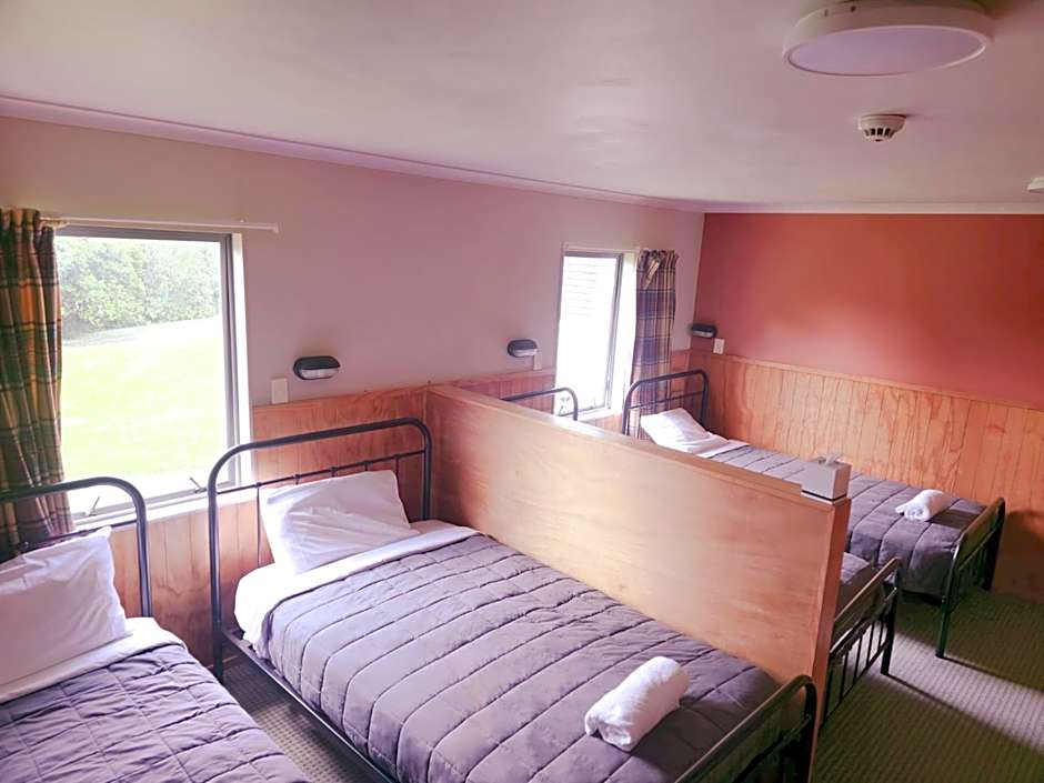 Waitomo Village Chalets home of Kiwipaka