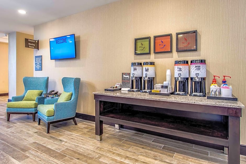 Hampton Inn By Hilton and Suites Clearwater Beach