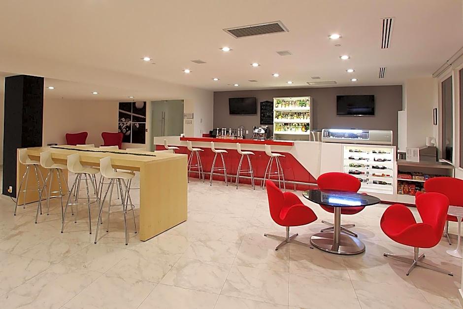 Fiesta Inn Express Perinorte