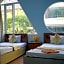 Ciao CatBa Hotel