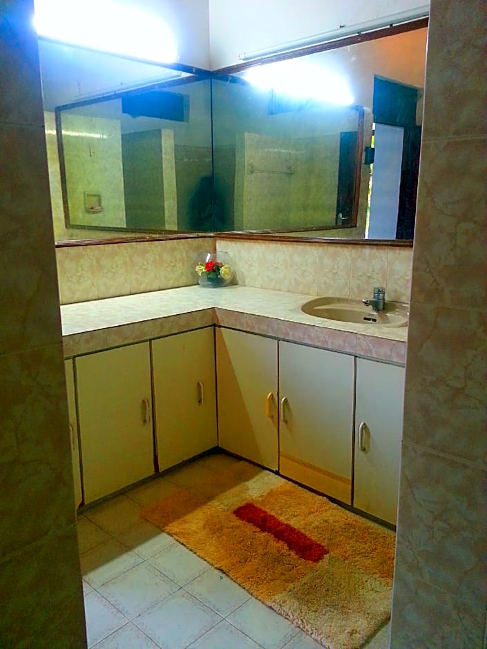 Chaya Villa Guest House