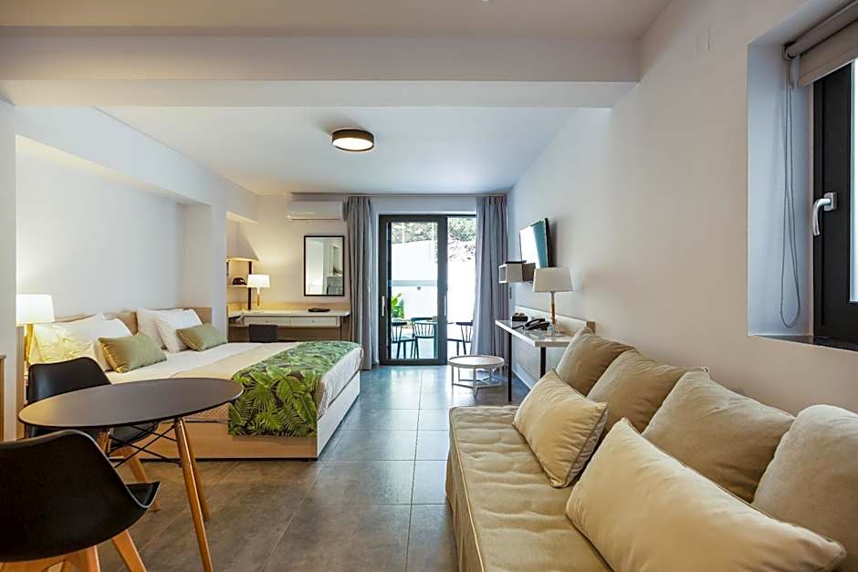 T Hotel Premium Suites