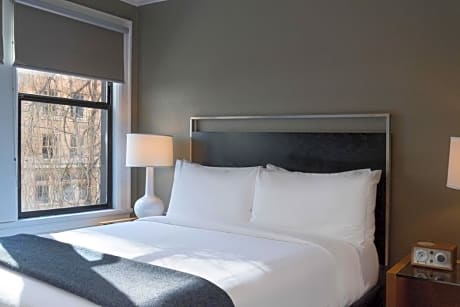 Modern Queen Room