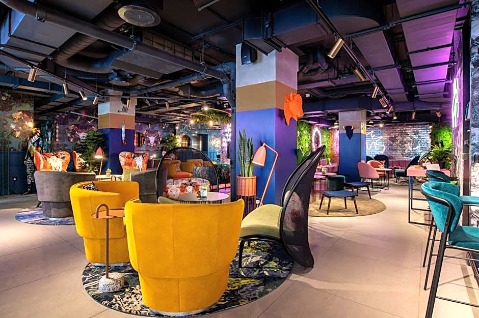 YOTEL Manchester Deansgate