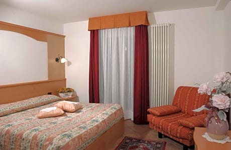Double Room with Skipass