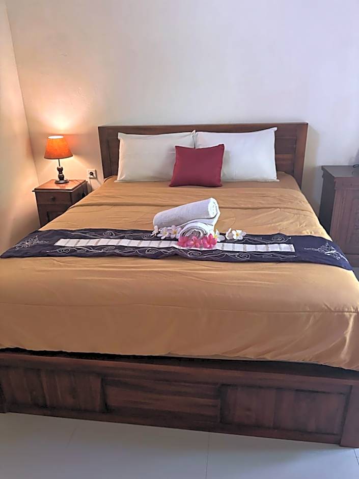 Kubu Artha Bungalow Nusa Penida