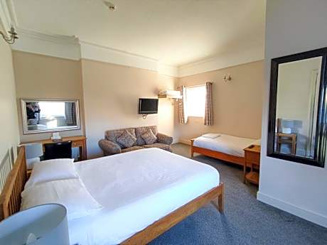 Standard Family Room