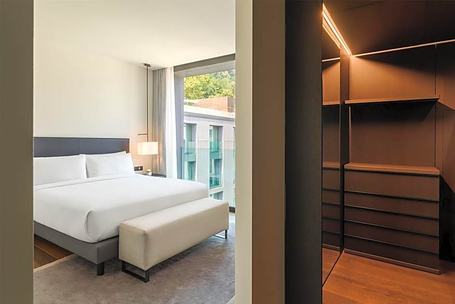 Hilton Lake Como