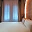 Hotel Hamsa House