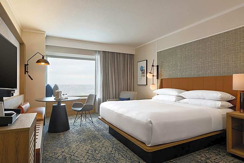 Sheraton Grand Sacramento Hotel