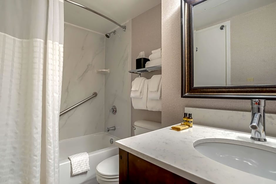 Best Western Plus St. Christopher Hotel