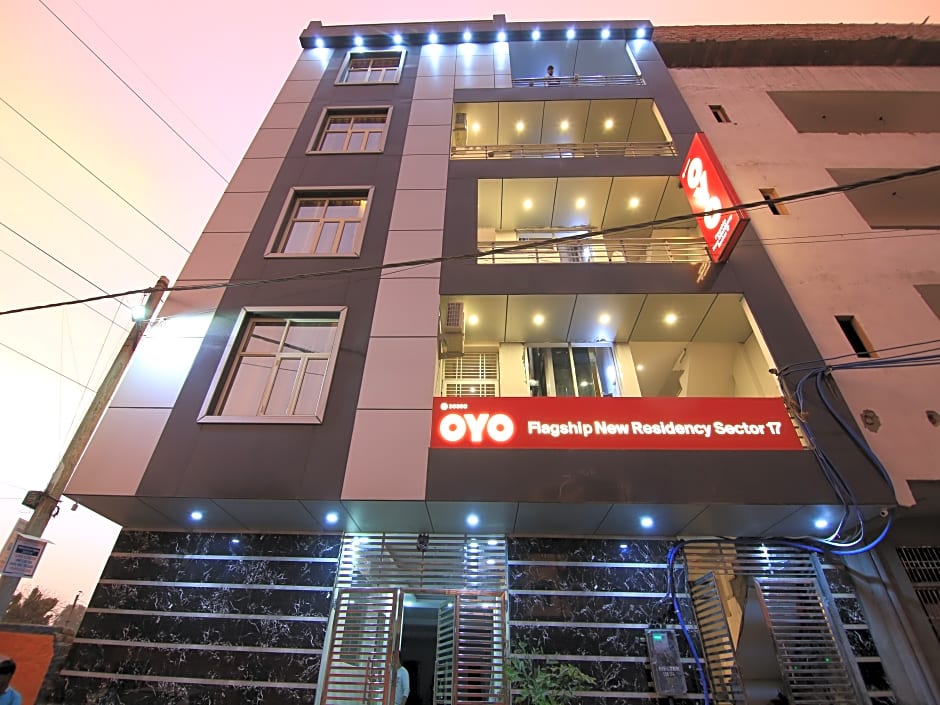 OYO Flagship 30350 New Residency Sector 17 Rohini