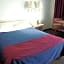 Travelodge by Wyndham Grand Rapids North