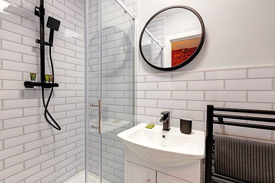 Bondgate Hotel East Midlands Airport