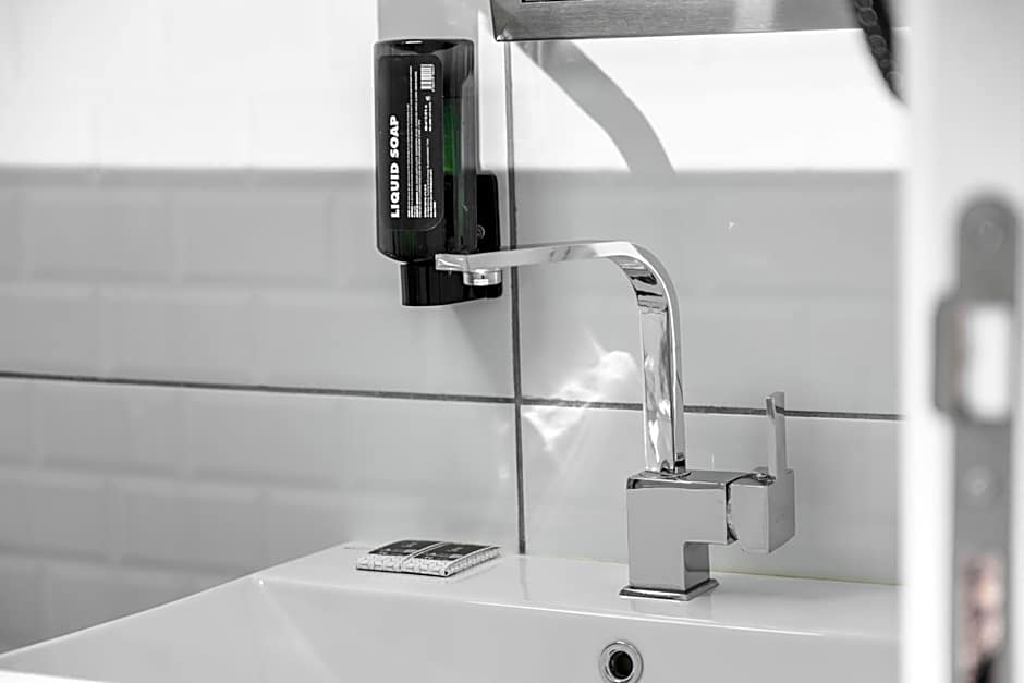 Comfort Center Suit Hotel