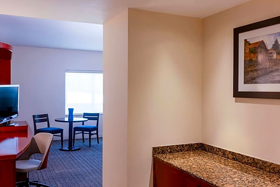 Courtyard by Marriott Toluca Tollocan