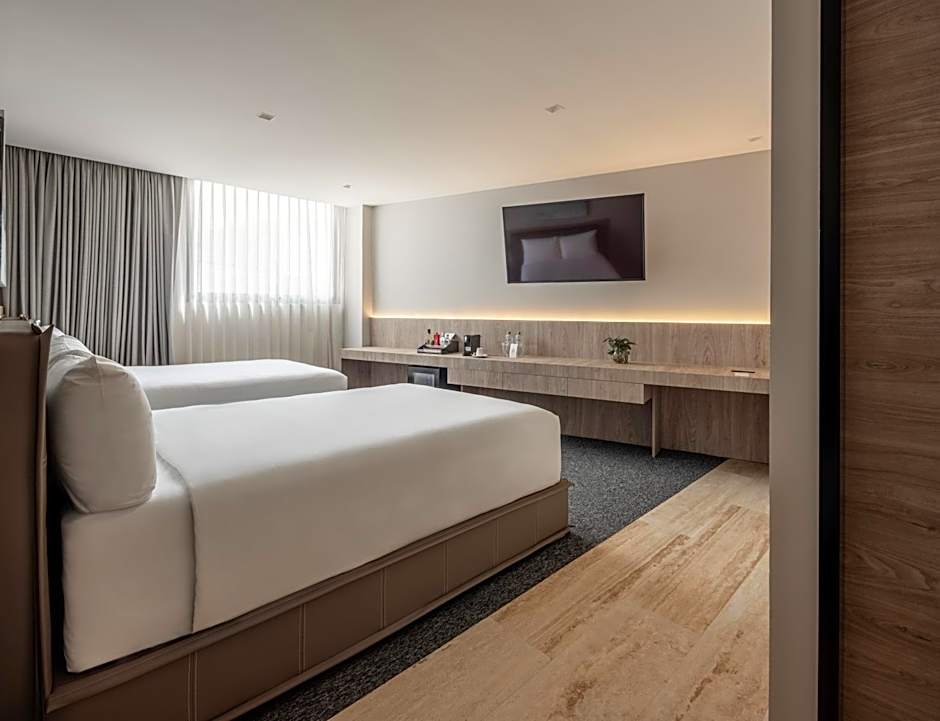 Hotel Elements by Marquis