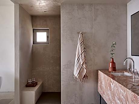 Deluxe Suite in Bungalow Beach Front 60 m2