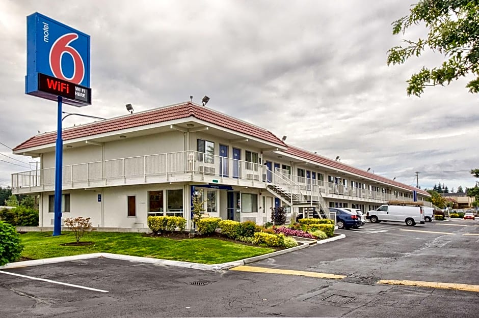 Motel 6 Everett, WA - South