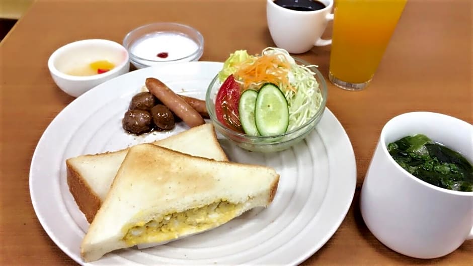 Hotel Avan Sukumo