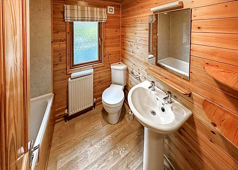 Pant Wilkin Lodges And Equestrian Centre