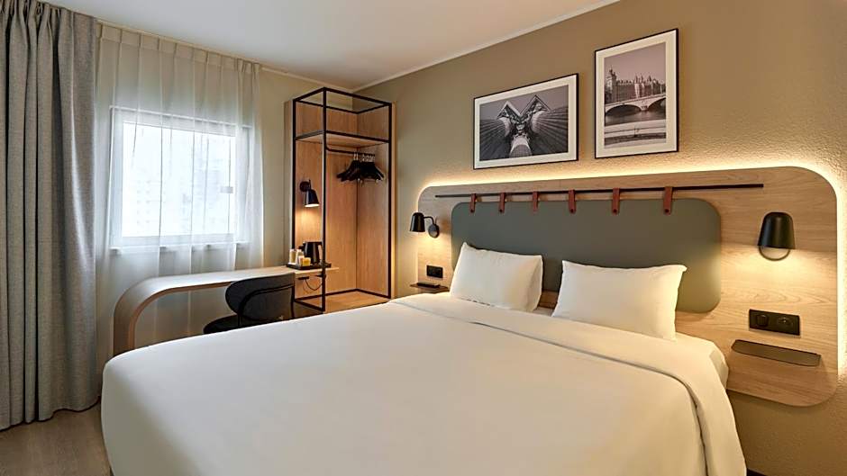 Campanile PRIME - Paris - Porte de Bagnolet